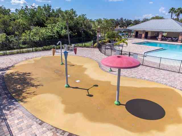 9031 Sienna Moss Lane, RIVERVIEW, Florida image 4