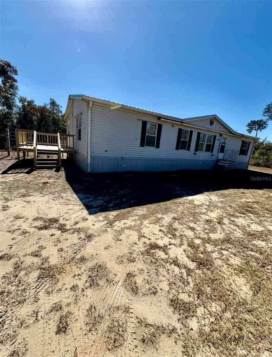 15594 NE 233rd Place, FORT MC COY, Florida image 6