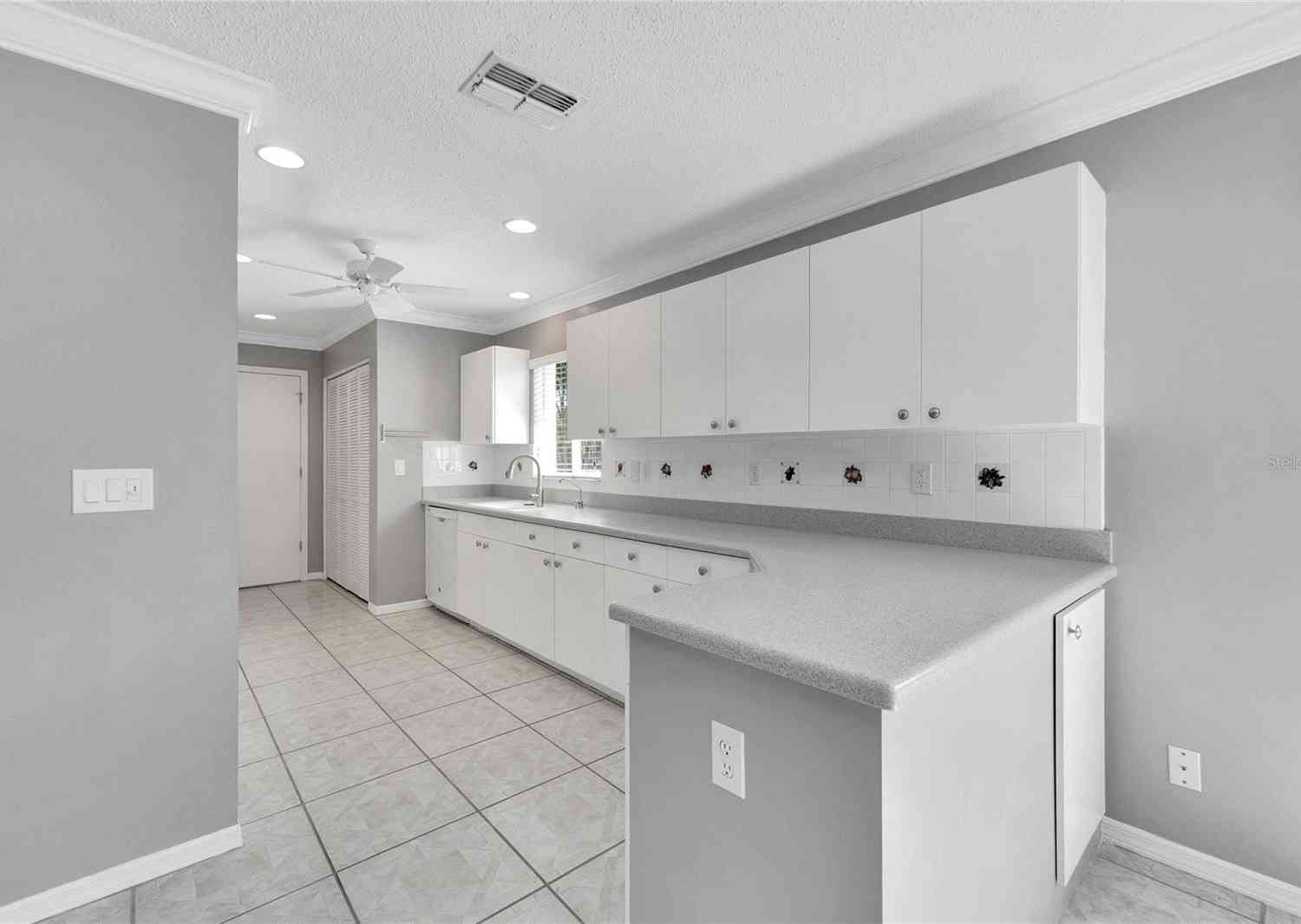 2206 Mayfield Palms Lane #69, SUN CITY CENTER, Florida image 18