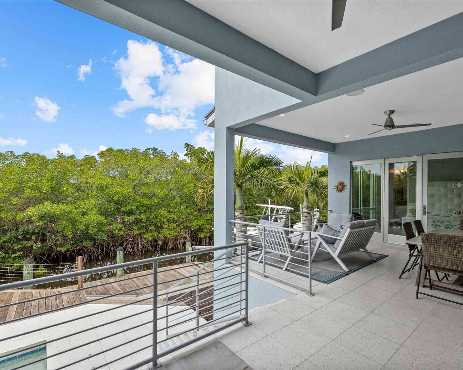 705 Jungle Queen Way, LONGBOAT KEY, Florida image 10