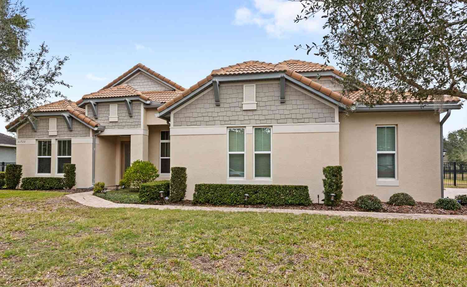 31722 Red Tail Boulevard, SORRENTO, Florida image 1