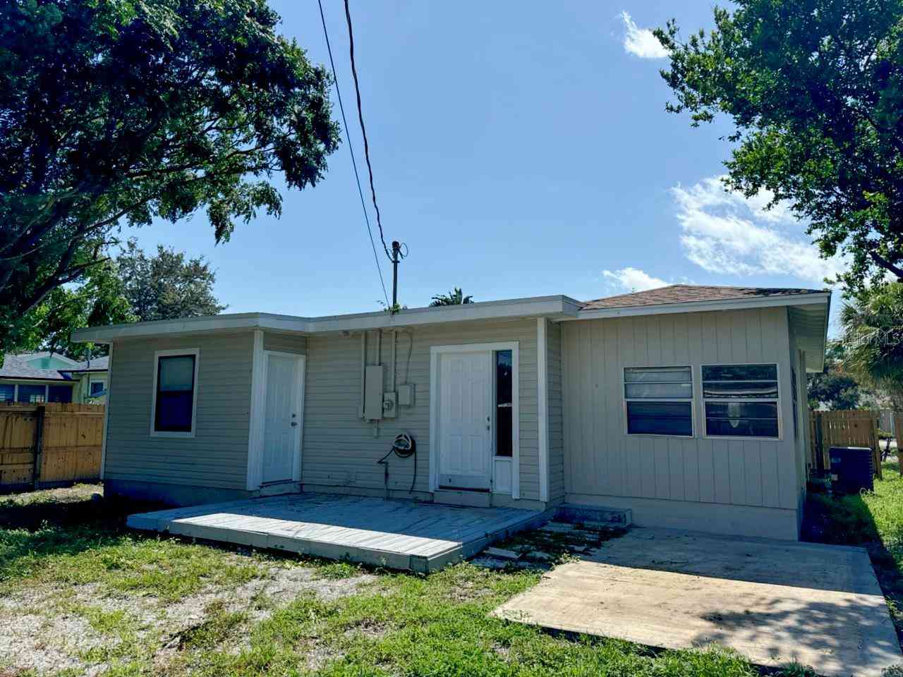 1908 55th Street, GULFPORT, Florida image 4