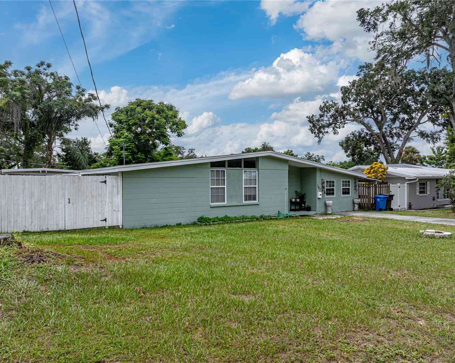 505 Hedge Row Road, BRANDON, Florida image 7