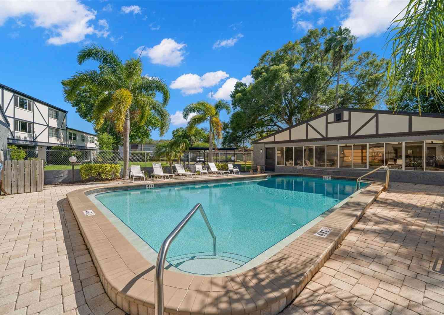 1147 King Arthur Court #205, DUNEDIN, Florida image 29