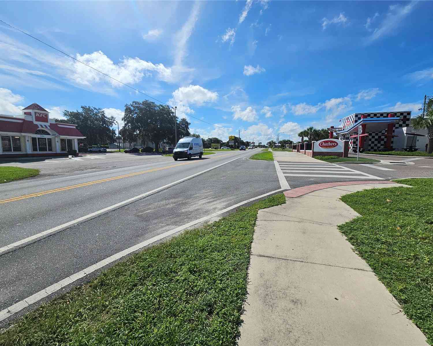 Gall Boulevard, ZEPHYRHILLS, Florida image 4