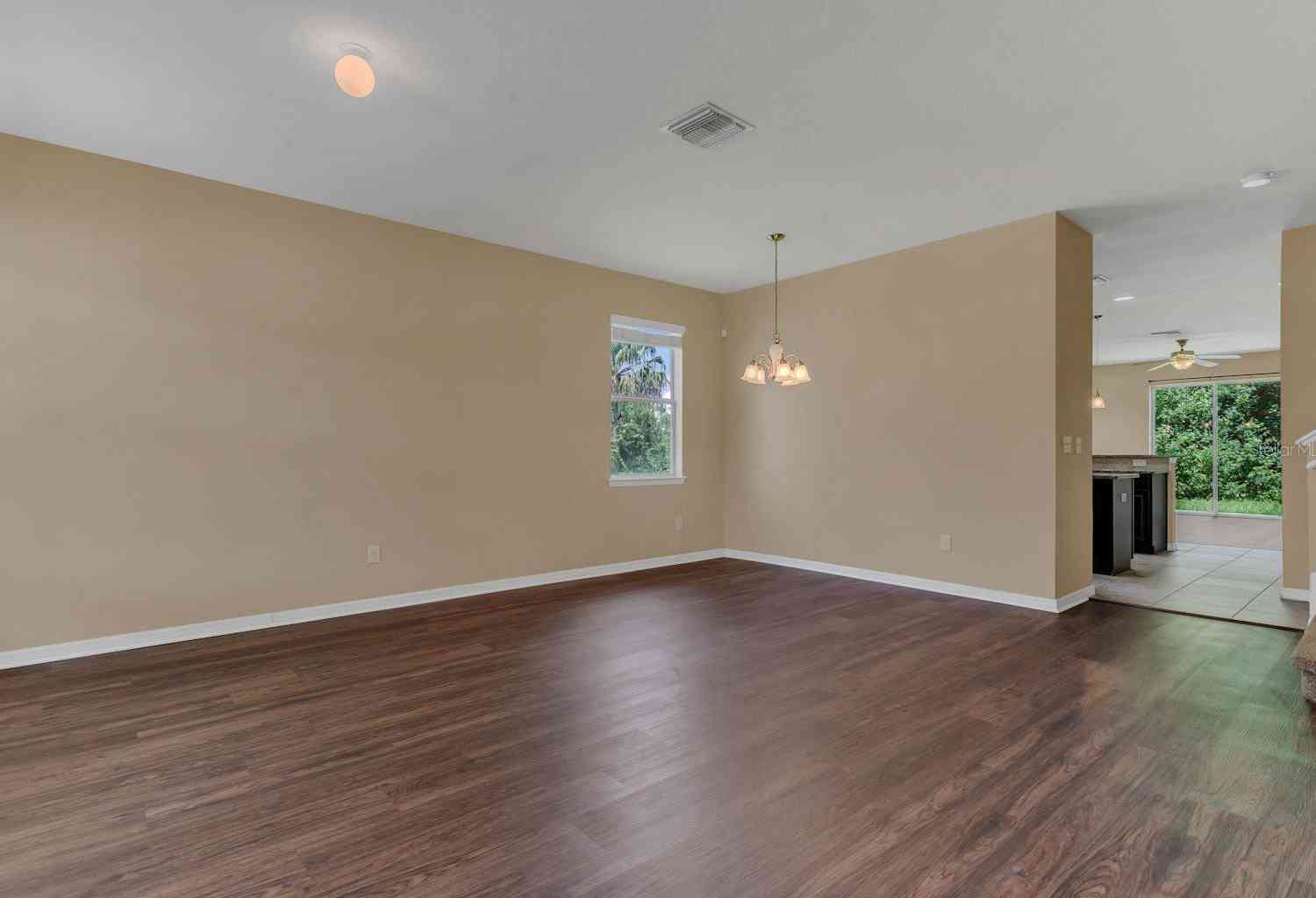 12302 Fairlawn Drive, RIVERVIEW, Florida image 2