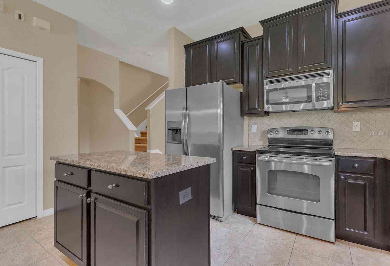12302 Fairlawn Drive, RIVERVIEW, Florida image 7