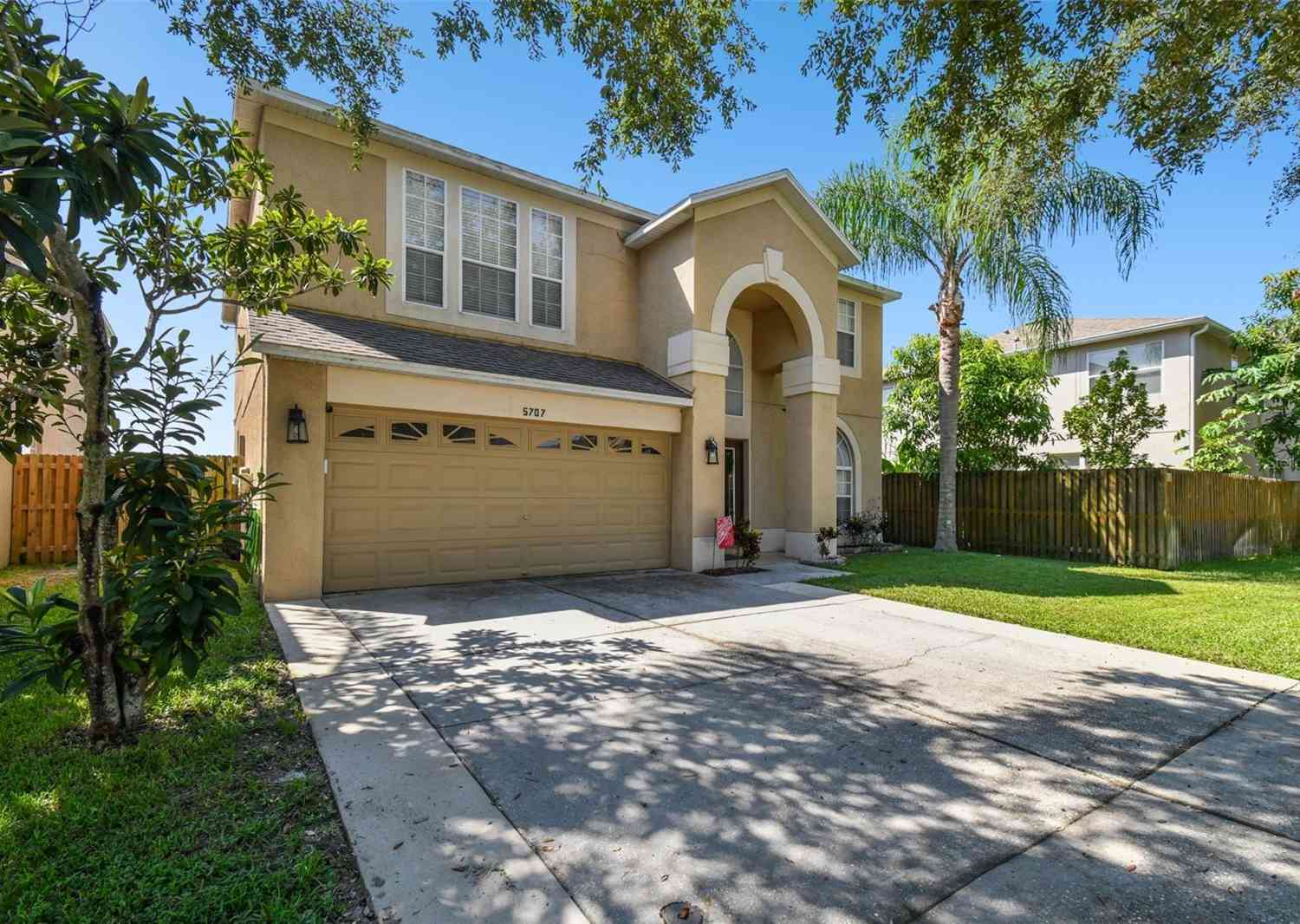 5707 Butterfield Street, RIVERVIEW, Florida image 3