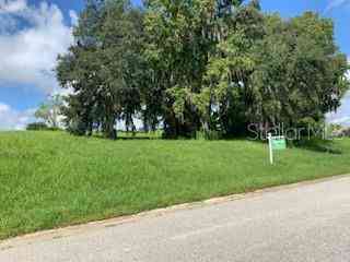 13620 Carnoustie Circle, DADE CITY, Florida image 2