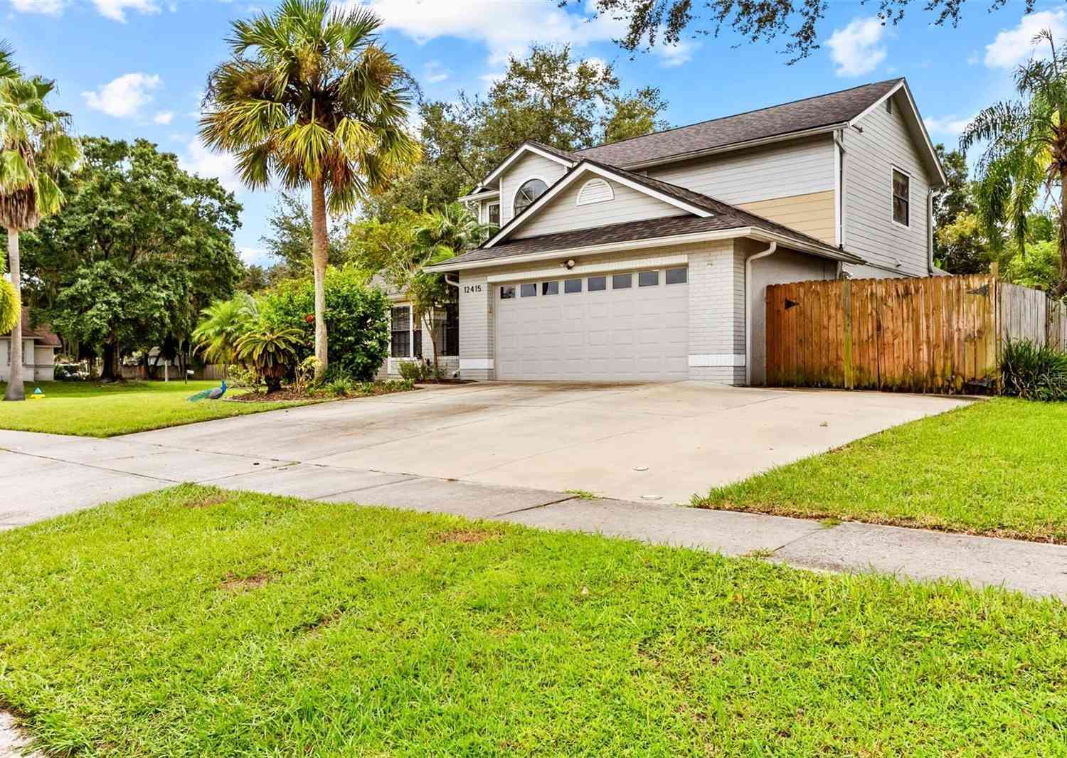 12415 Pathway Court, RIVERVIEW, Florida image 1