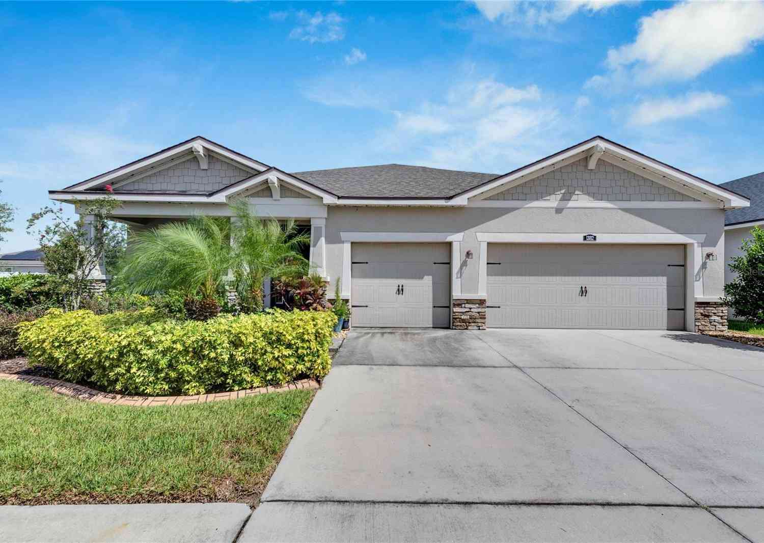 13012 Rain Lily Drive, RIVERVIEW, Florida image 1