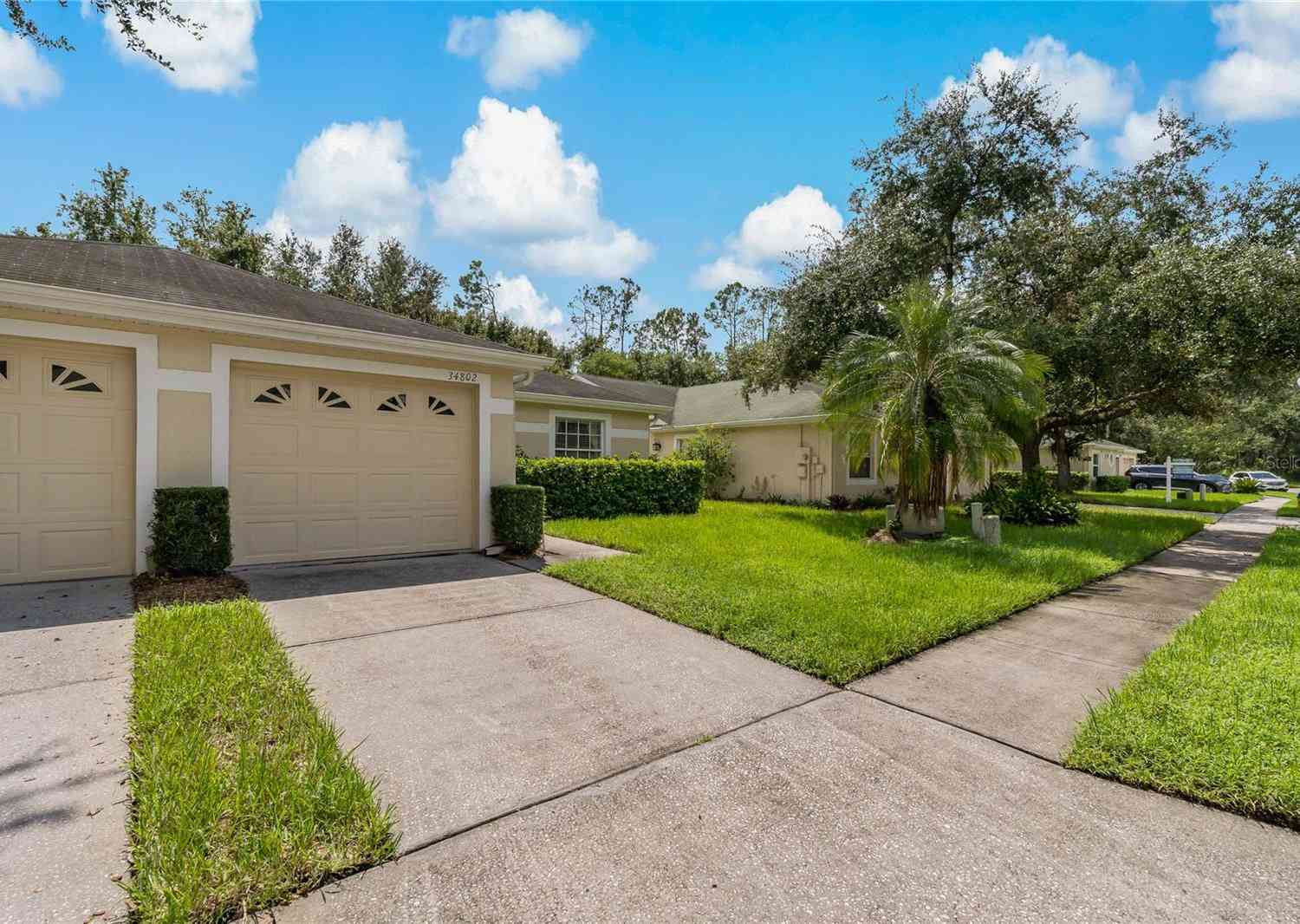 34802 Double Eagle Court, ZEPHYRHILLS, Florida image 3