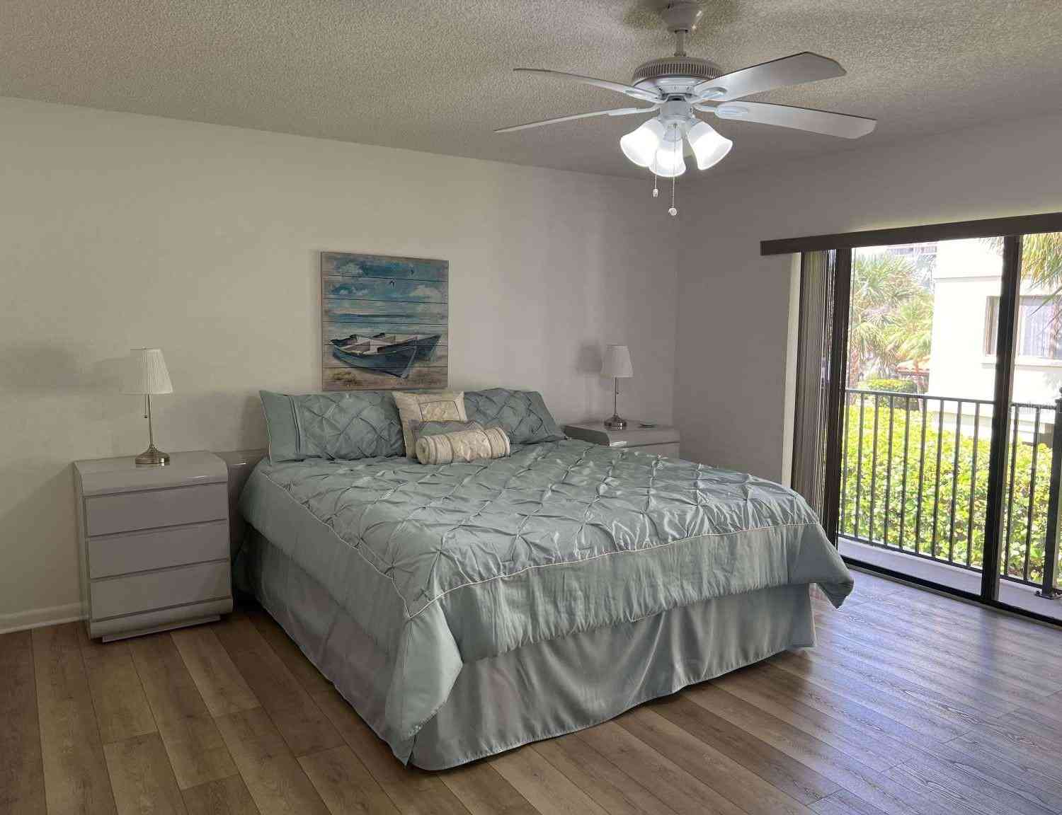 7435 Bayshore Drive #201, Treasure Island, Florida image 7