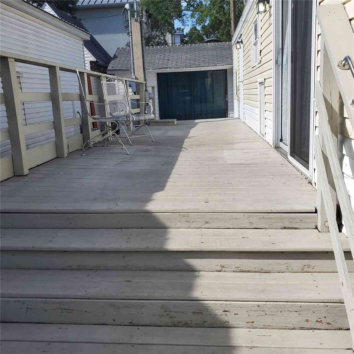 21027 Lazy Days Circle, LUTZ, Florida image 2