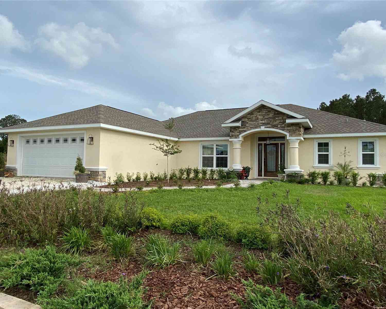 22730 NW 27th Street, MORRISTON, Florida image 1