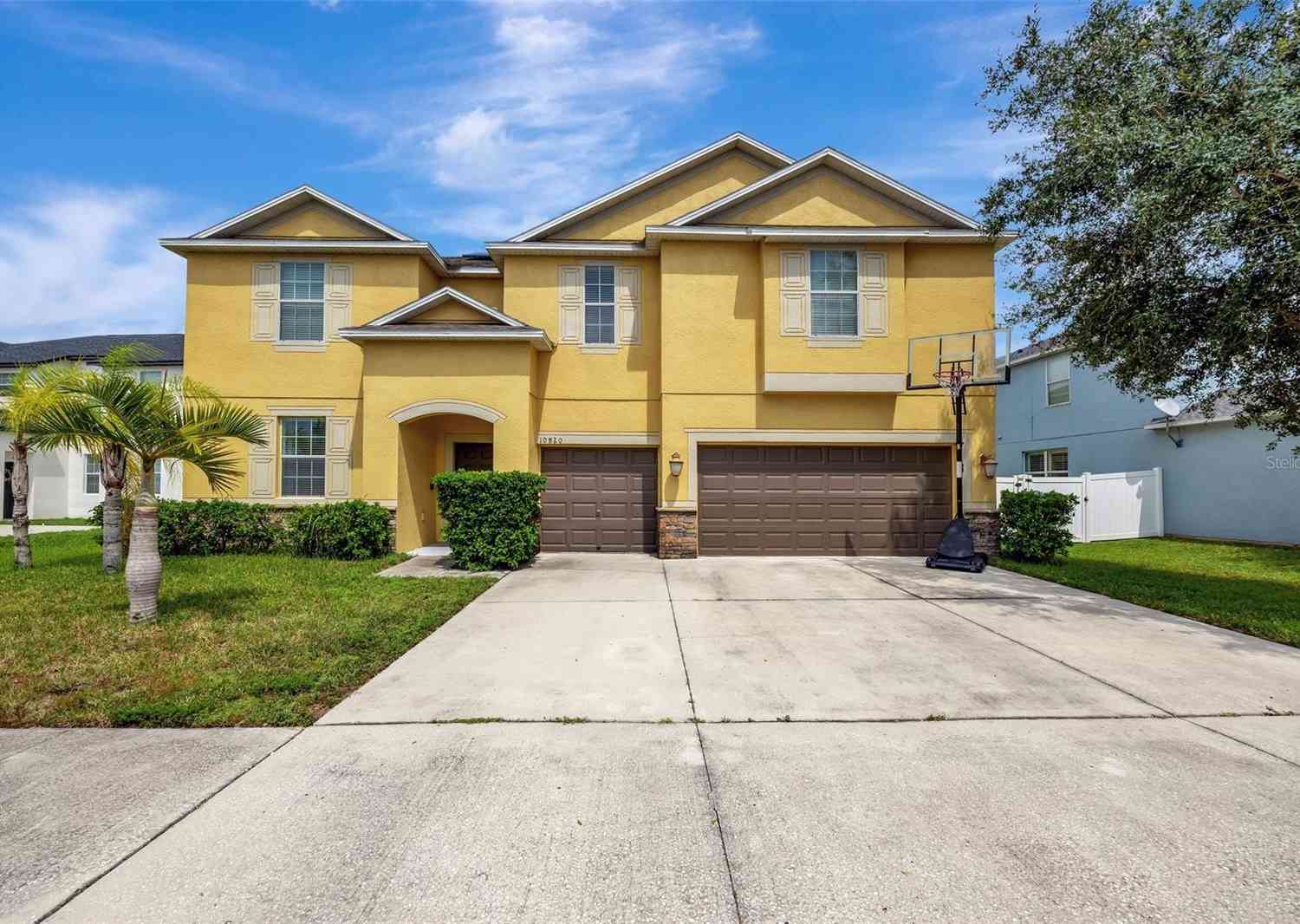 10820 Carloway Hills Drive, WIMAUMA, Florida image 1