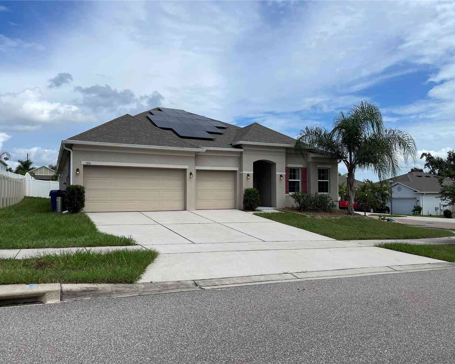 1316 Water Willow Drive, GROVELAND, Florida image 3