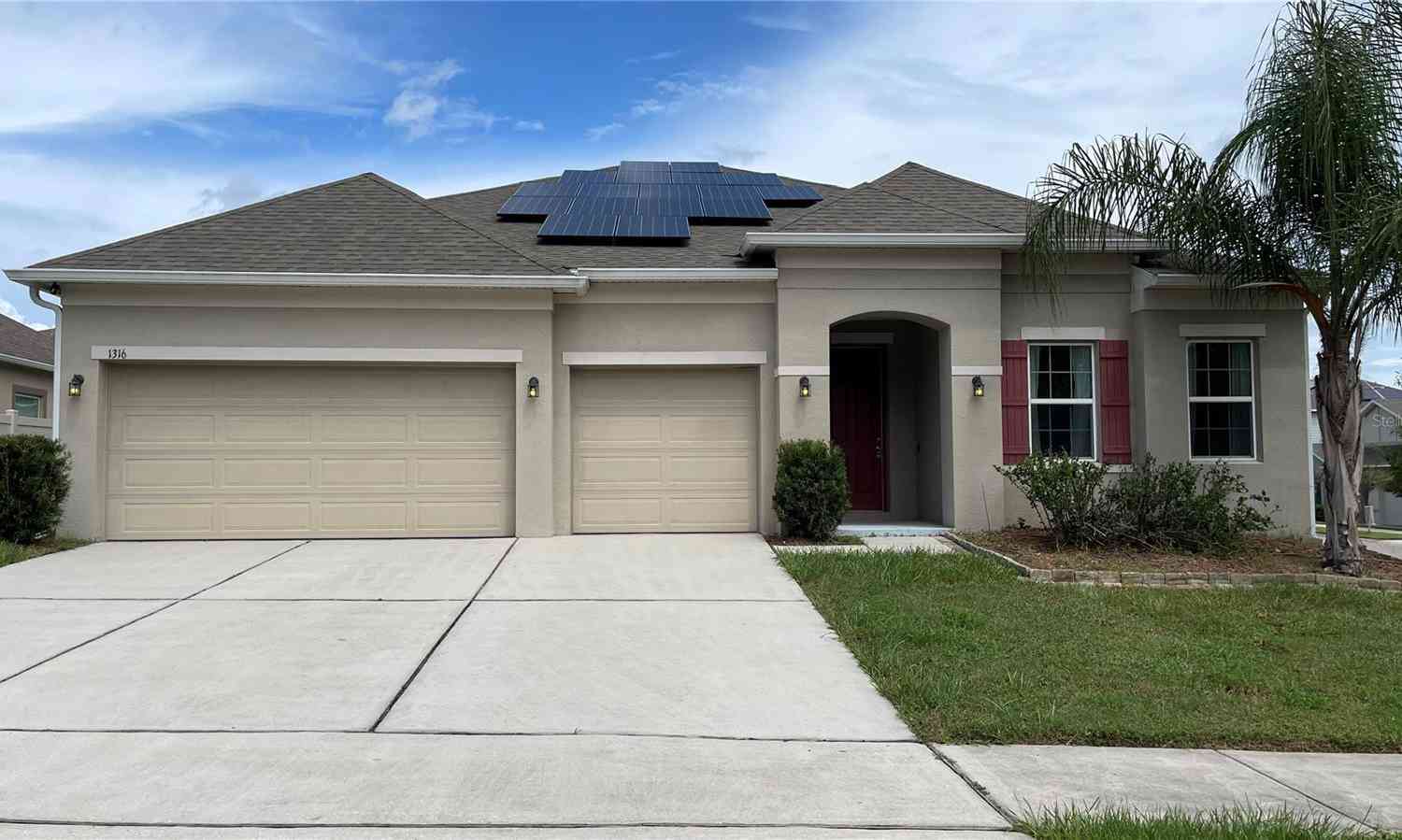 1316 Water Willow Drive, GROVELAND, Florida image 2