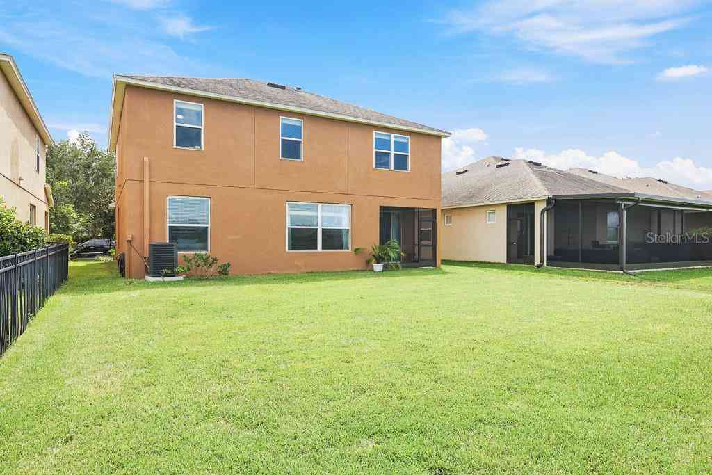 10124 Celtic Ash Drive, RUSKIN, Florida image 37