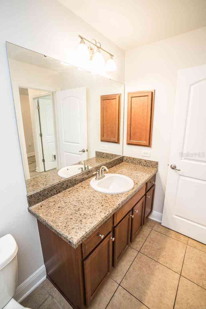 14211 Edinburgh Moor Drive, WIMAUMA, Florida image 18