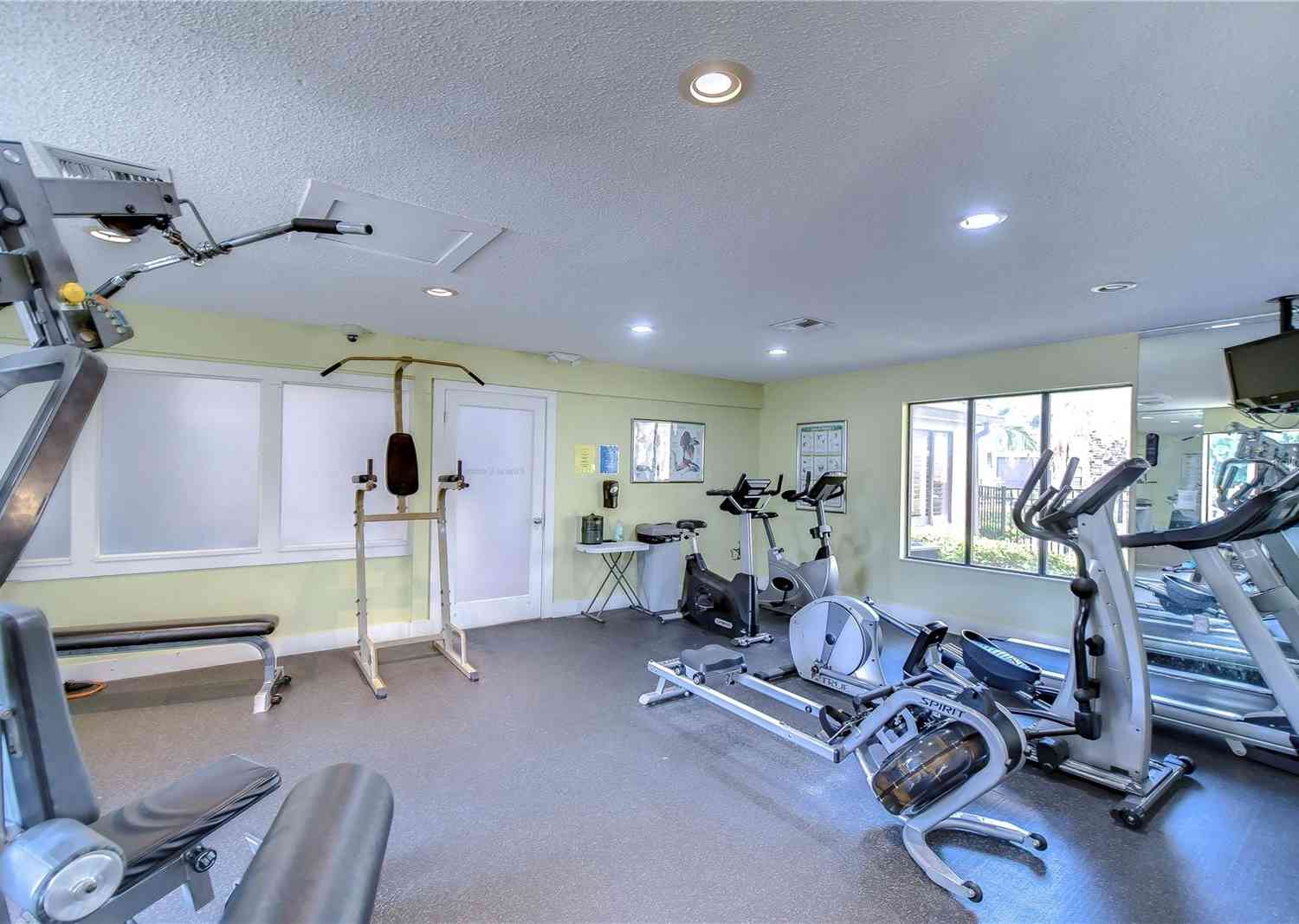 10100 Sailwinds Boulevard #205, LARGO, Florida image 21