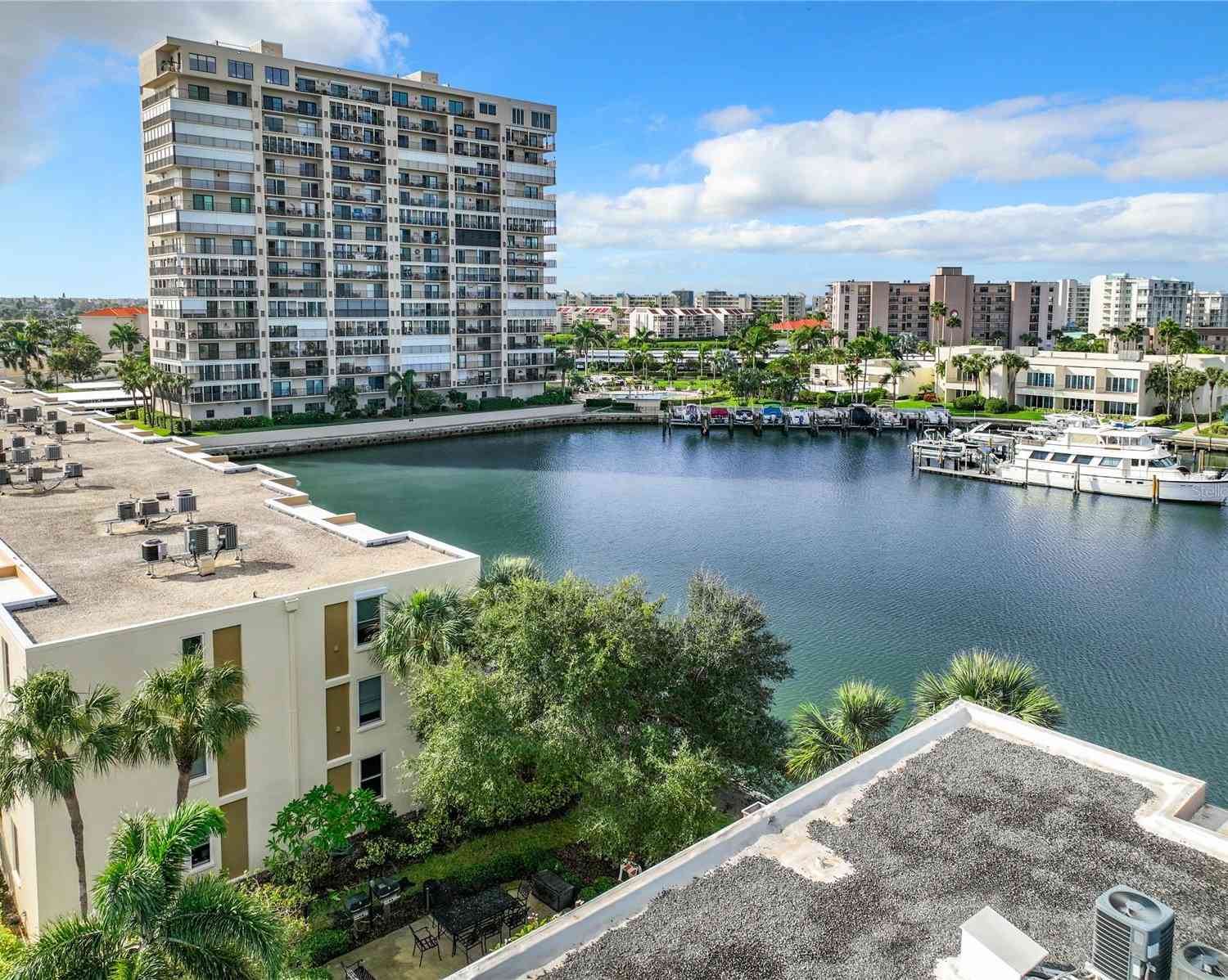 7420 Bay Island Drive #275, South Pasadena, Florida image 26