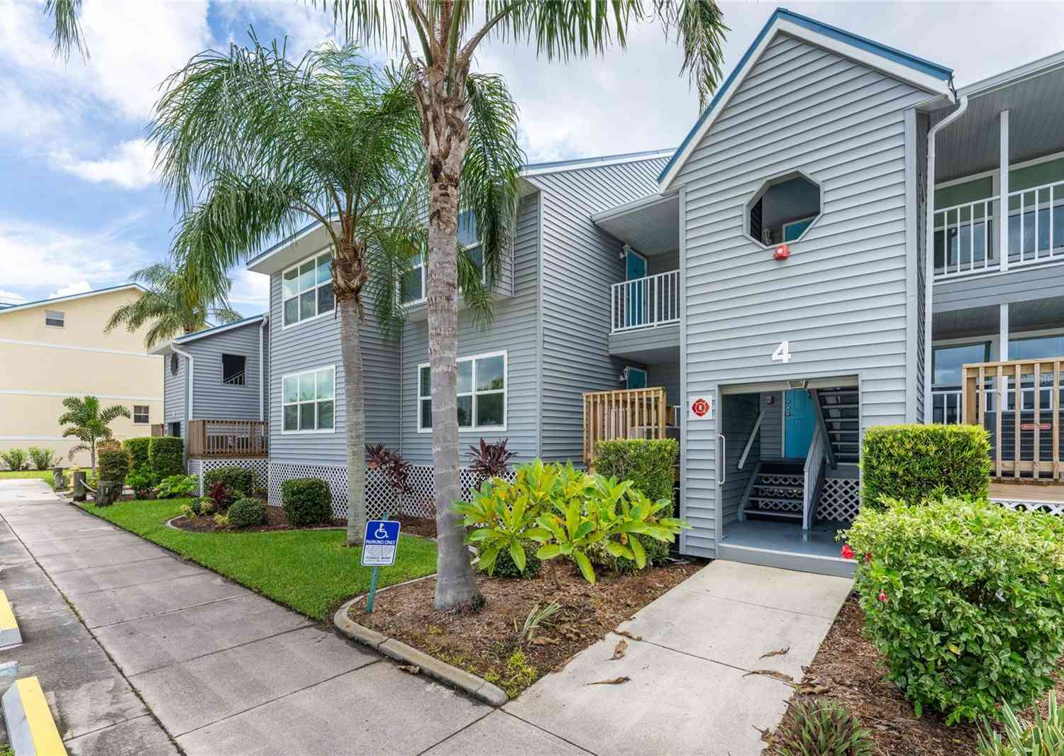 4410 Warren Avenue #406, PORT CHARLOTTE, Florida image 32