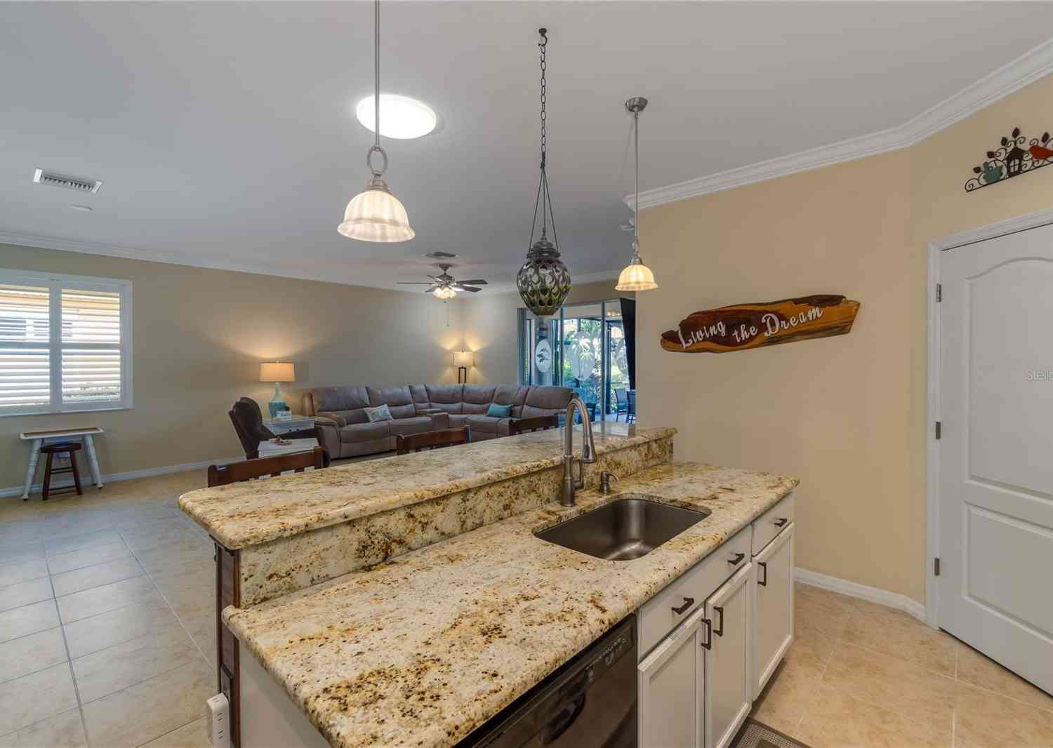 2183 Nettlebush Lane, VENICE, Florida image 10