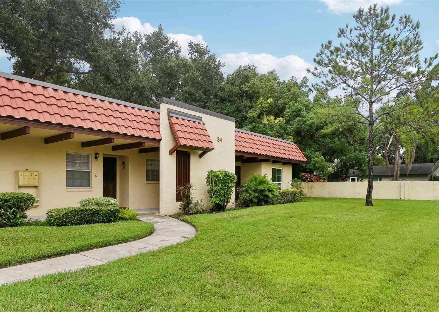 1701 Pinehurst Road #24H, DUNEDIN, Florida image 1