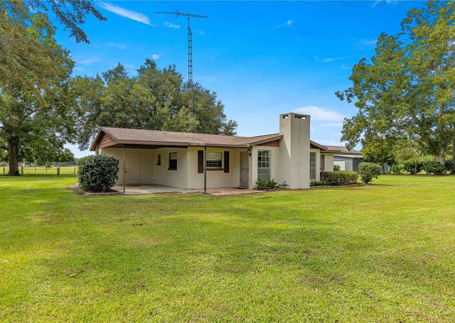1000 SE 155th Street, SUMMERFIELD, Florida image 9