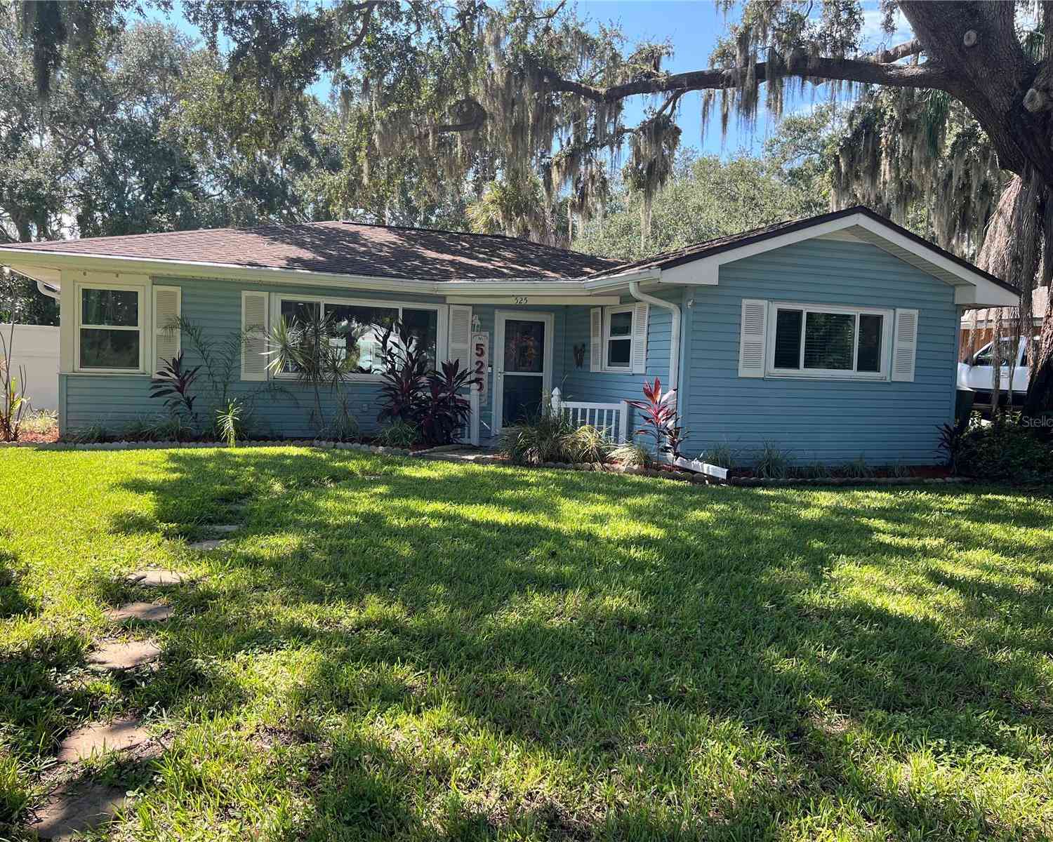 525 San Jose Drive, DUNEDIN, Florida image 1