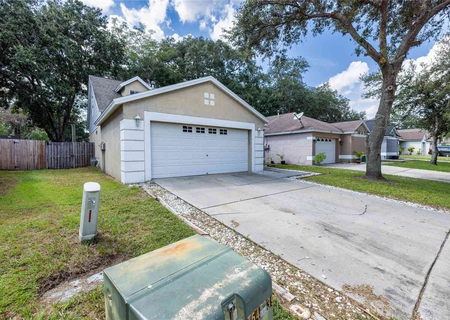 14942 Deer Meadow Drive, LUTZ, Florida image 2