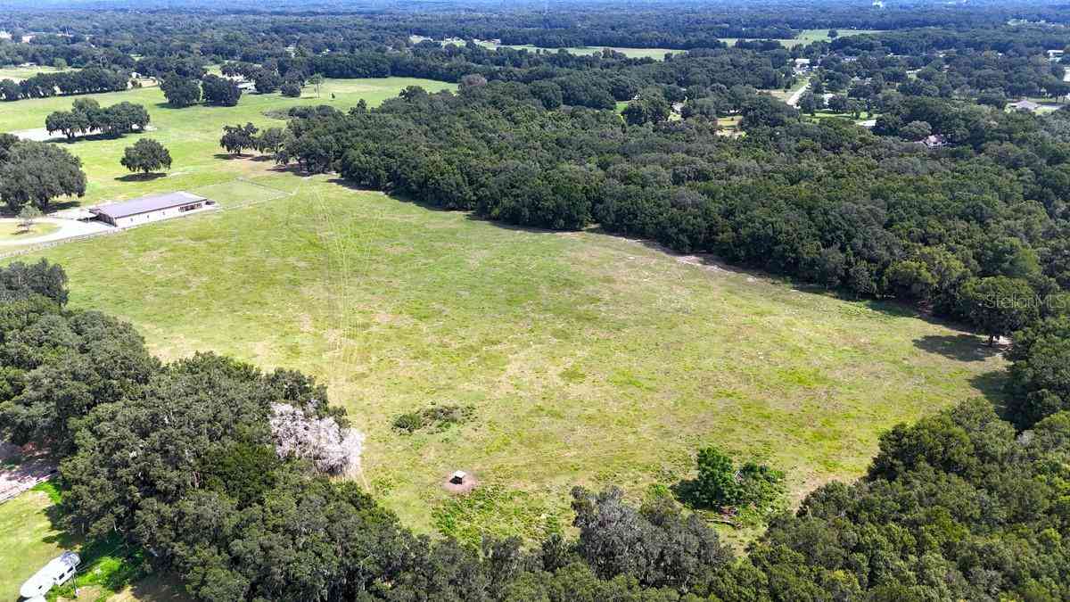 2051 SE 155th Street, SUMMERFIELD, Florida image 20