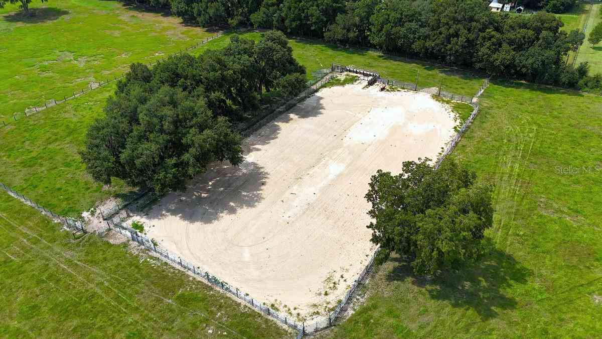 2051 SE 155th Street, SUMMERFIELD, Florida image 23
