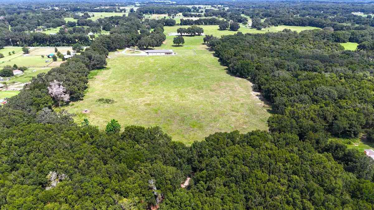 2051 SE 155th Street, SUMMERFIELD, Florida image 21