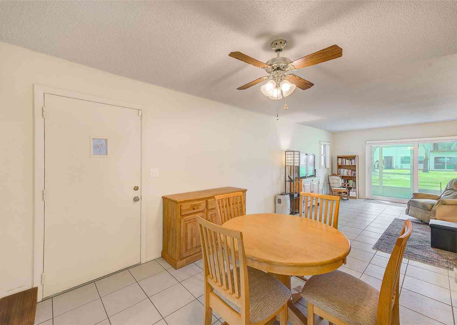 7700 92nd Street #106, SEMINOLE, Florida image 3