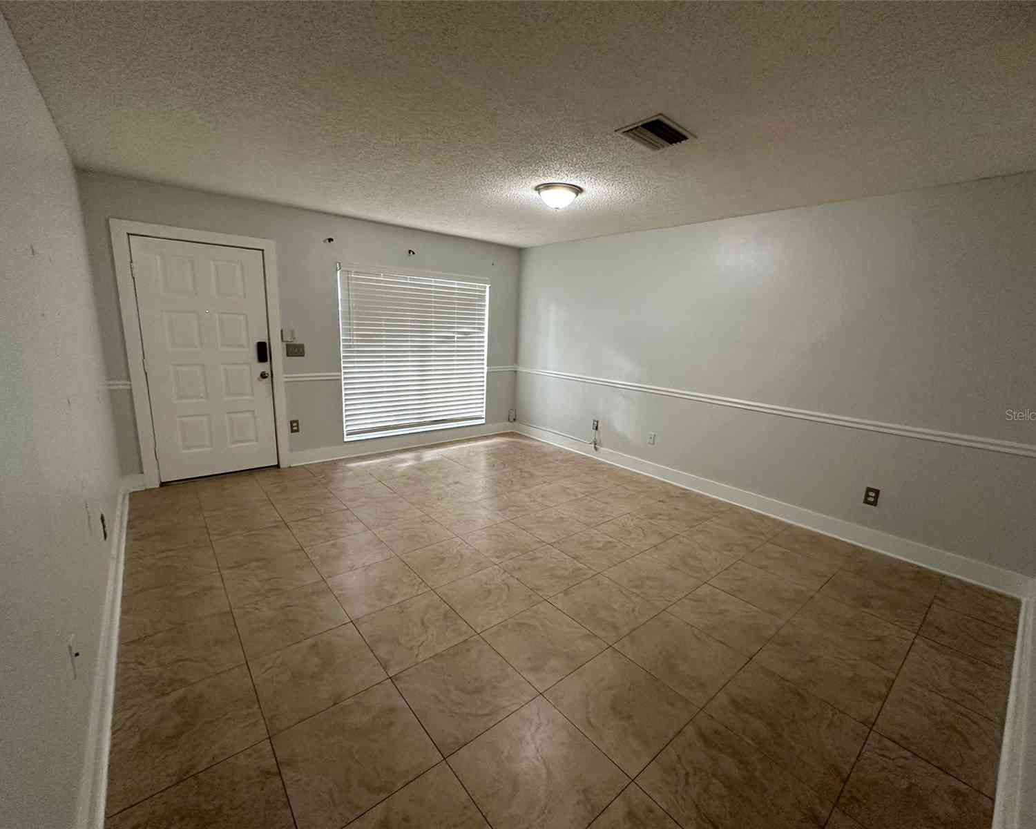 505 Kensington Lake Circle, BRANDON, Florida image 3