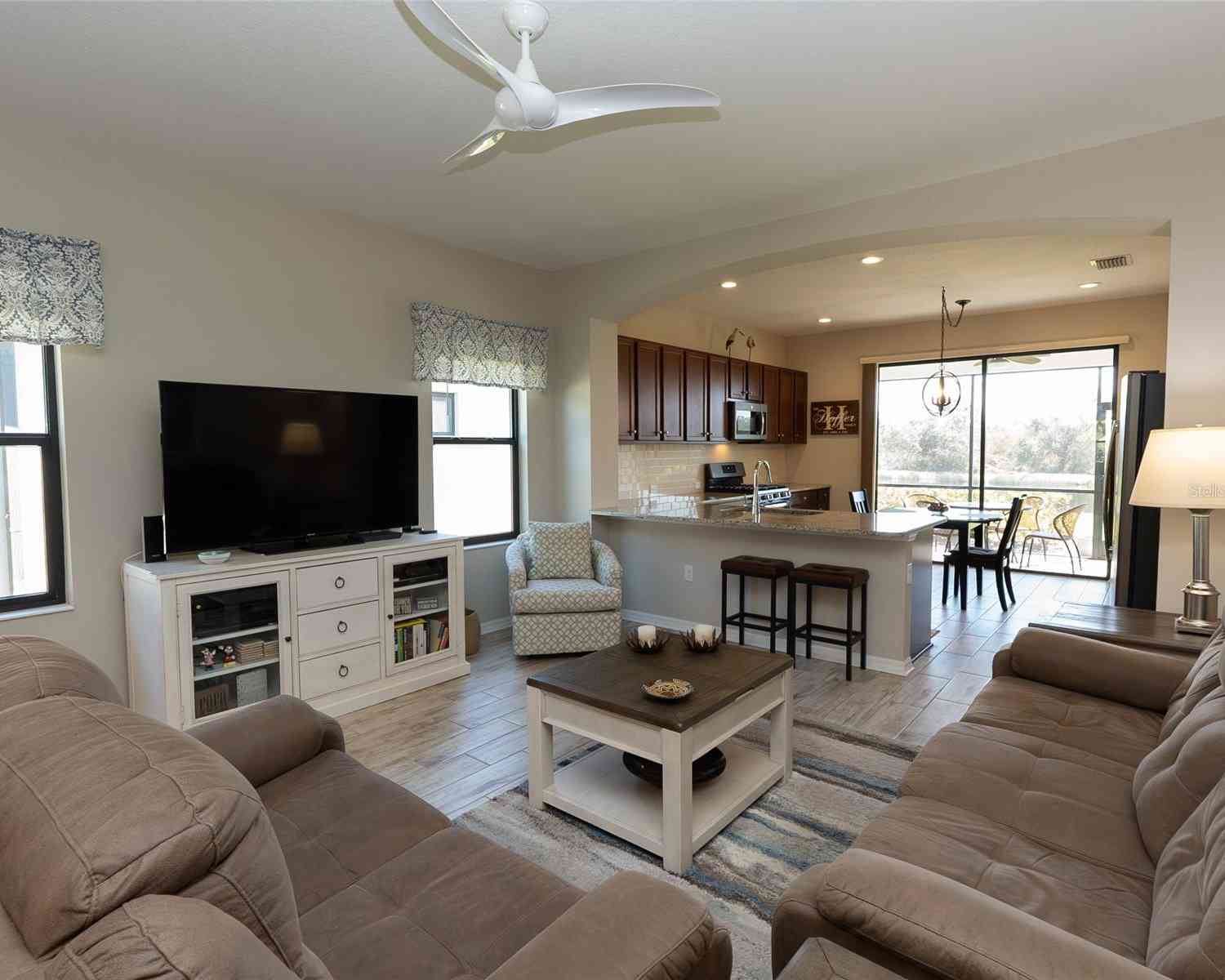 232 Carlino Drive, NOKOMIS, Florida image 9