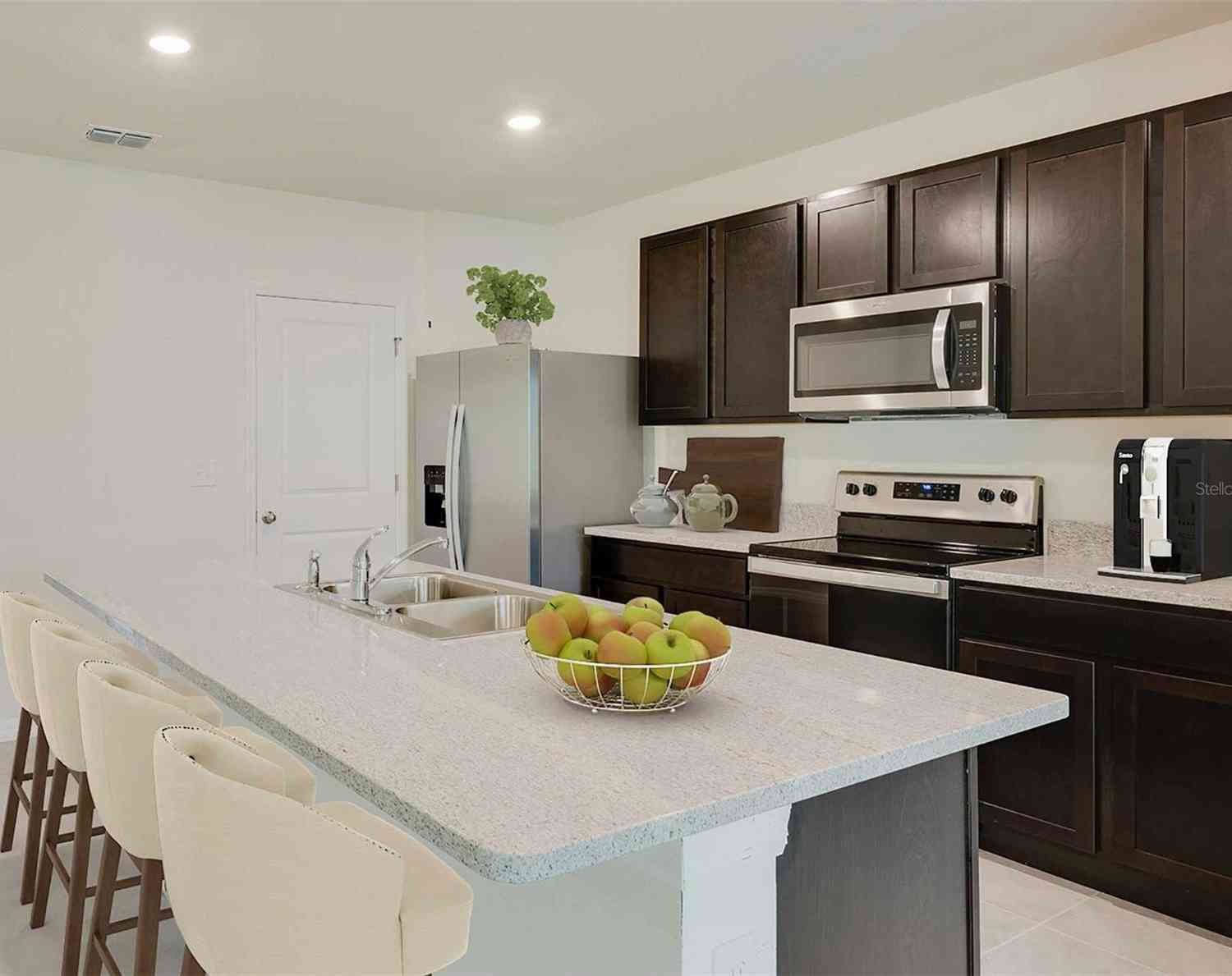 9898 SE 161st Lane Road, SUMMERFIELD, Florida image 3