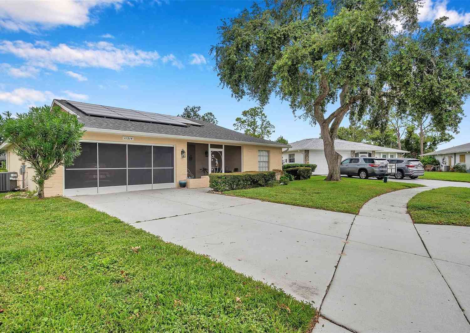 11214 Elderberry Drive, PORT RICHEY, Florida image 3