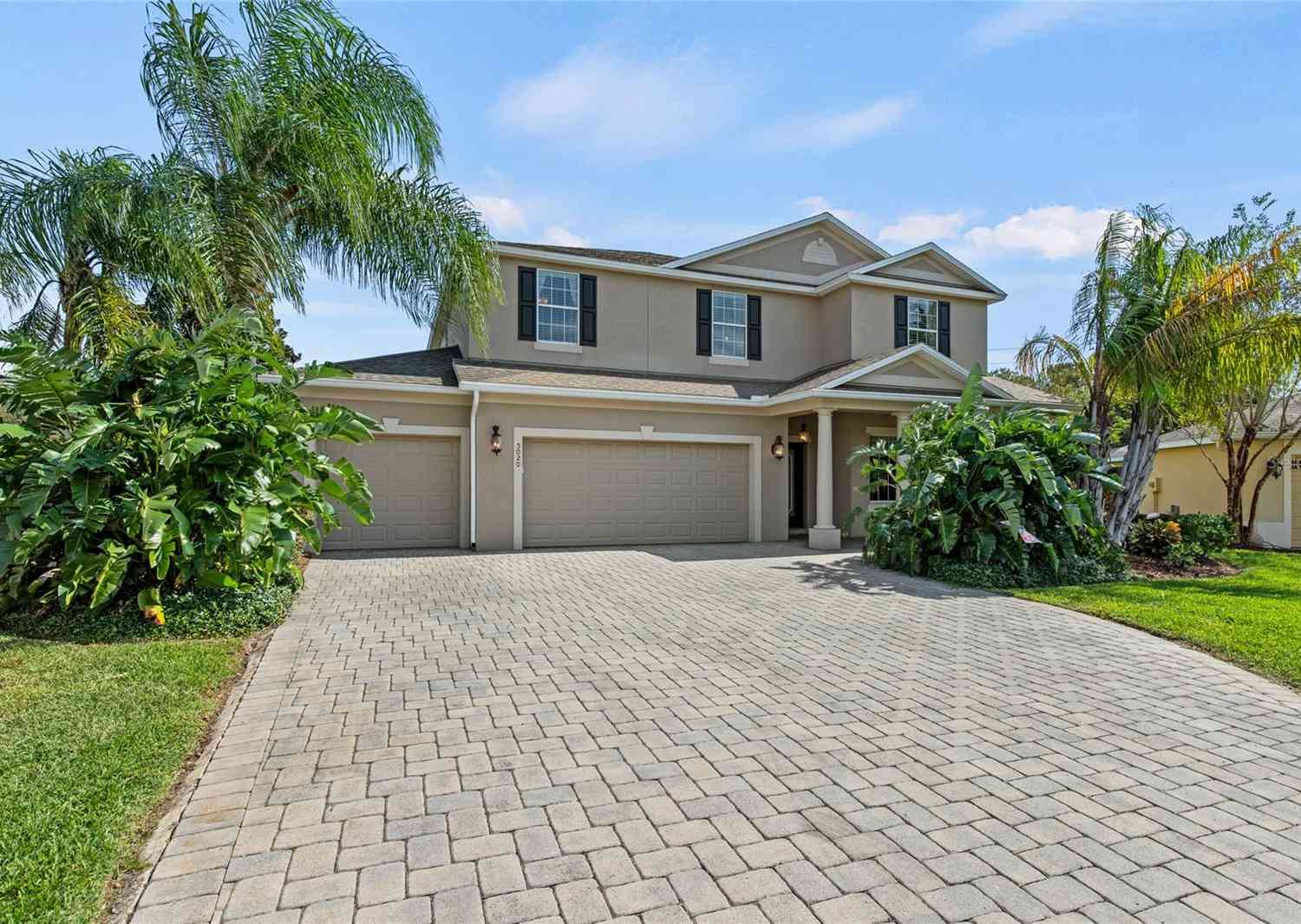 5020 Neptune Circle, OXFORD, Florida image 2