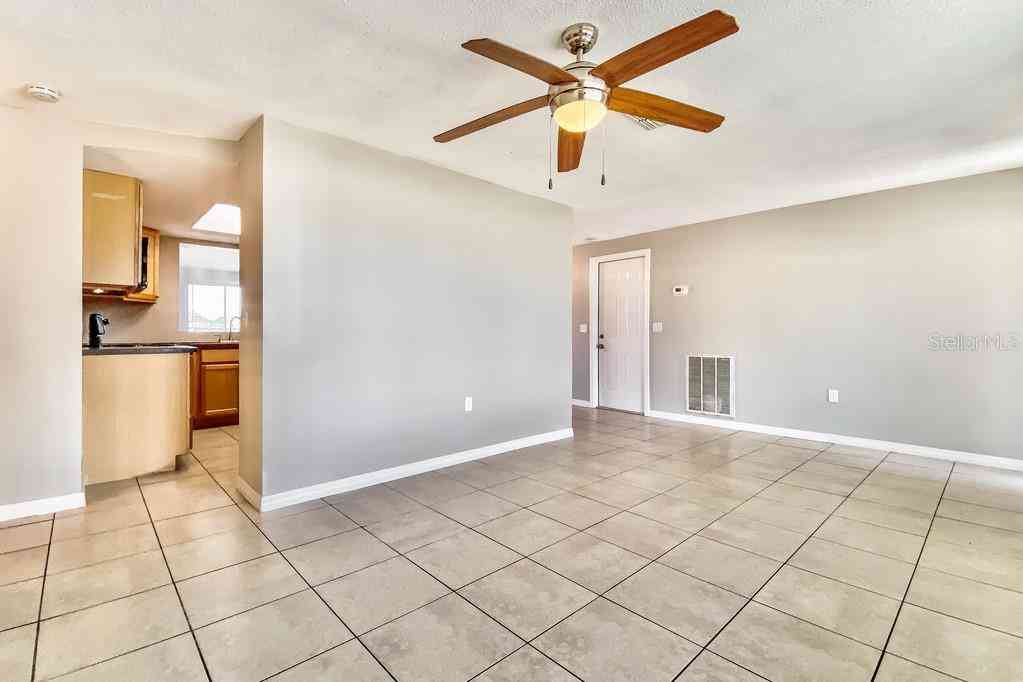 7623 Rottingham Road, PORT RICHEY, Florida image 3