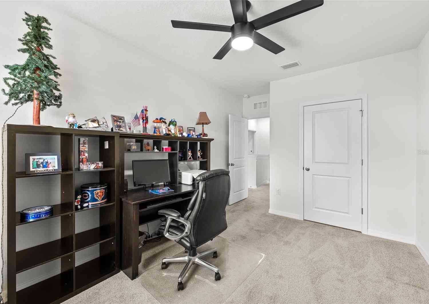 9278 Forge Breeze Loop, Wesley Chapel, Florida image 11