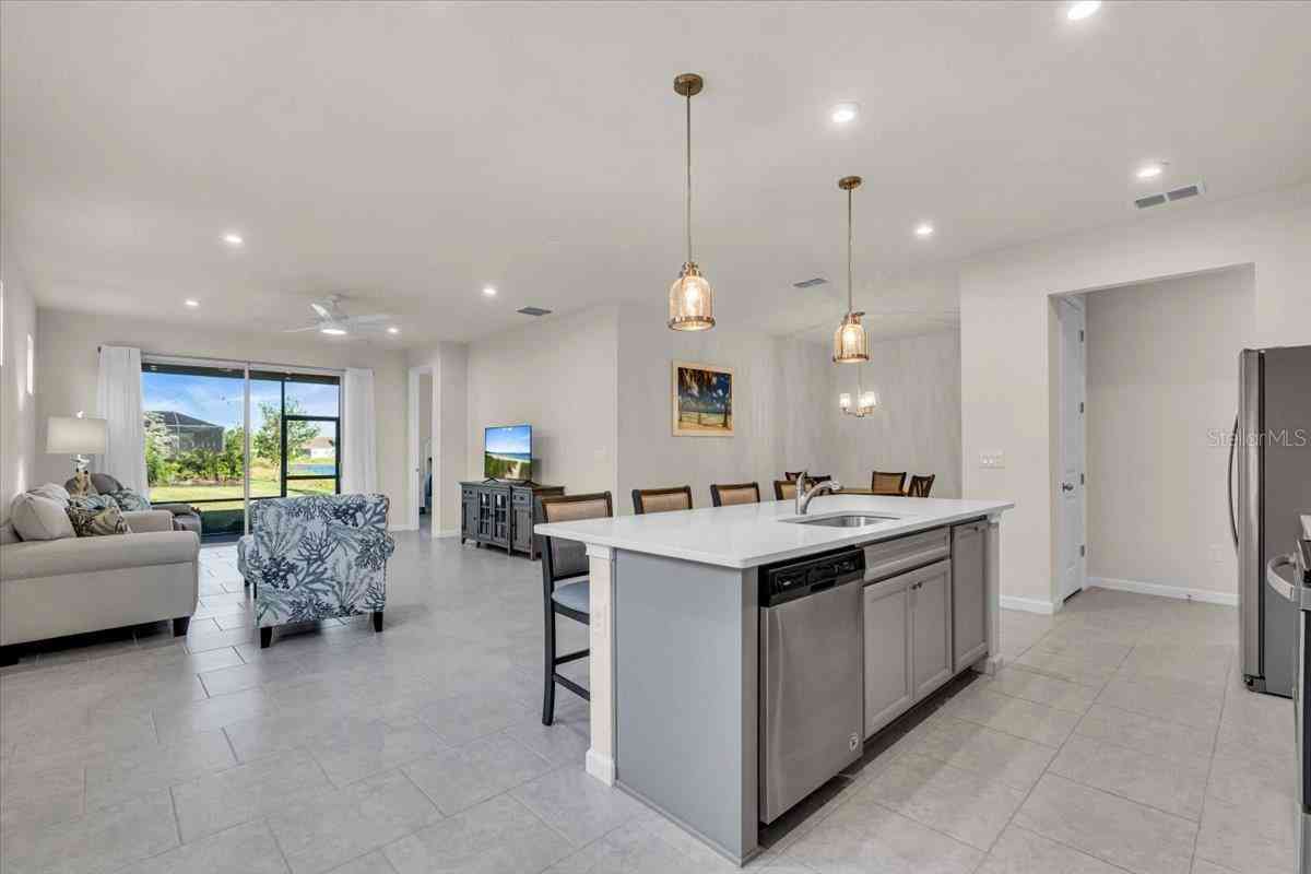 11638 Alessandro Lane, VENICE, Florida image 8