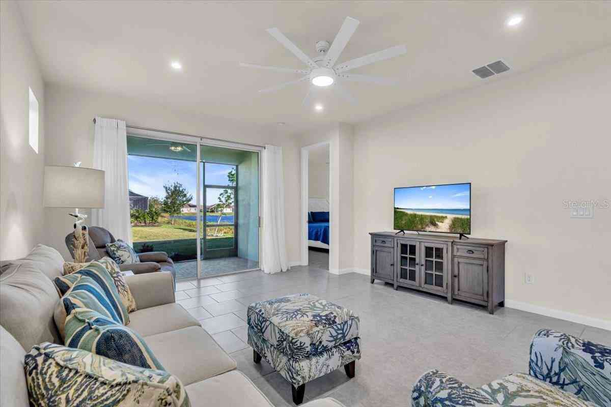 11638 Alessandro Lane, VENICE, Florida image 6