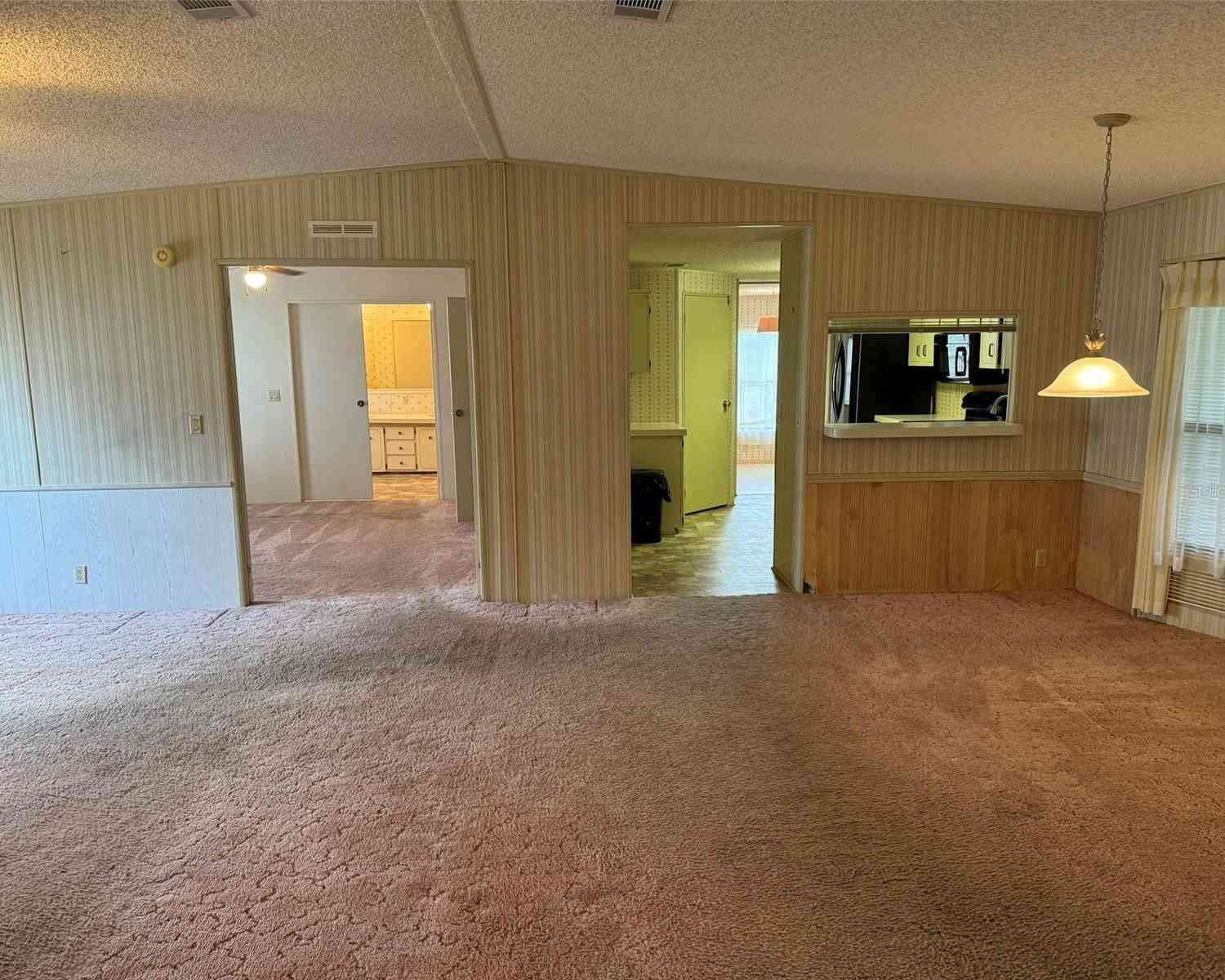 34303 Lodge Drive, Wesley Chapel, Florida image 12