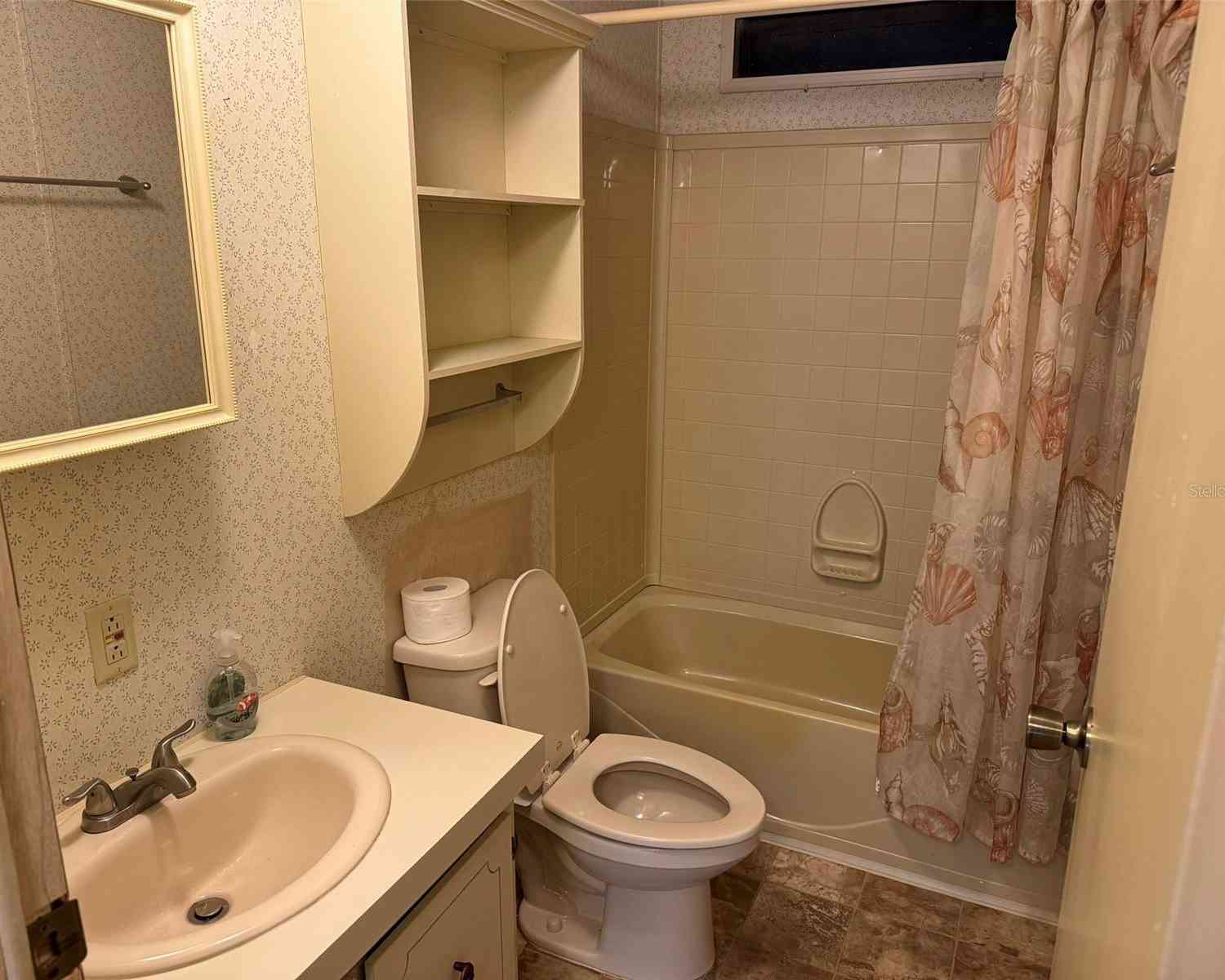 34303 Lodge Drive, Wesley Chapel, Florida image 11