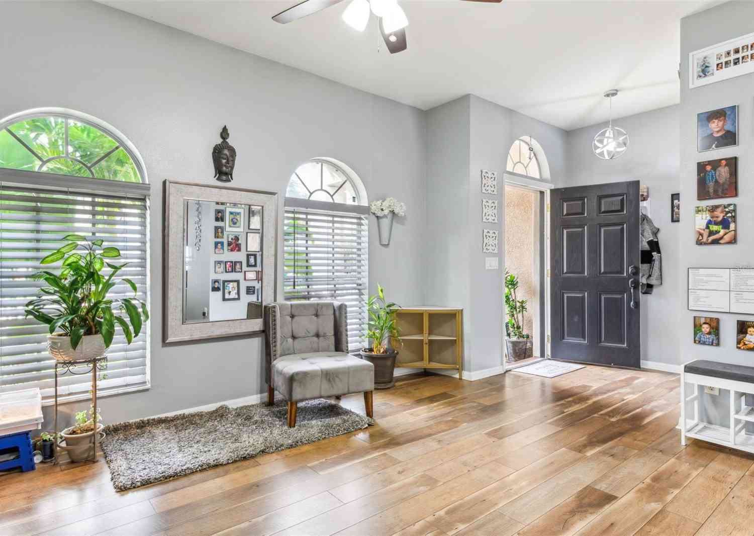 30552 Latourette Drive, Wesley Chapel, Florida image 4