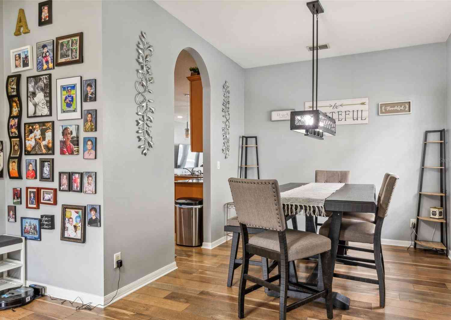 30552 Latourette Drive, Wesley Chapel, Florida image 6