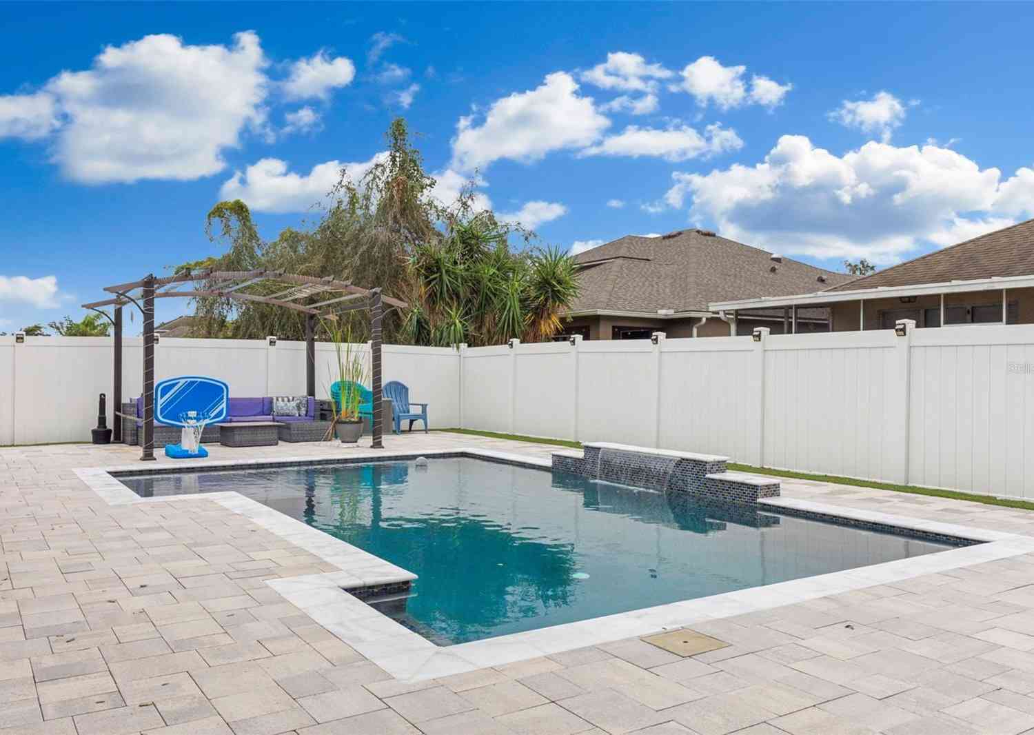 30552 Latourette Drive, Wesley Chapel, Florida image 24